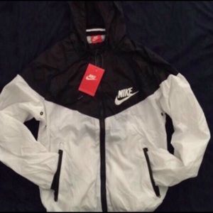 Nike Windbreaker Jacket